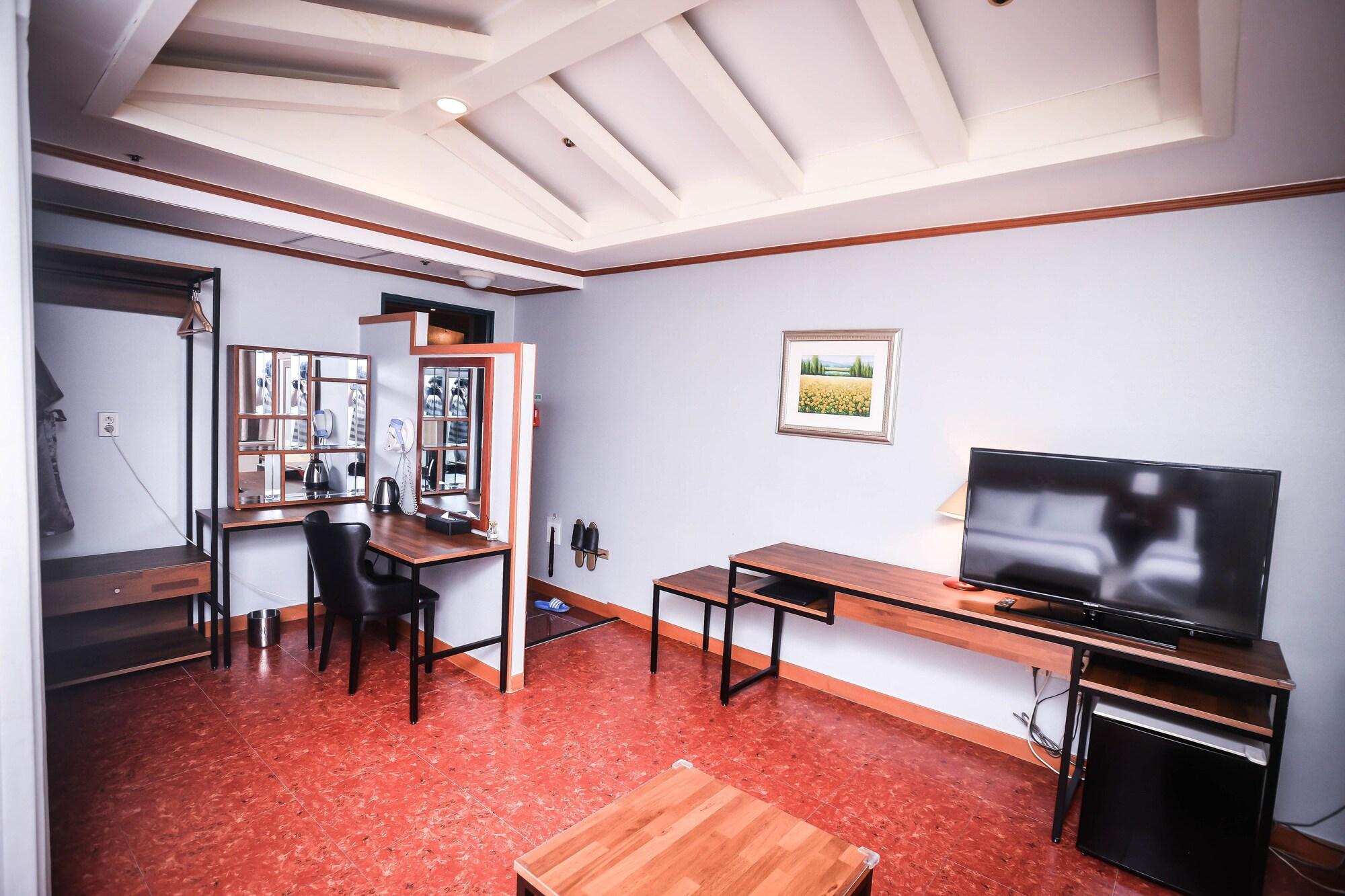 Noblesse Tourist Hotel Сеул Экстерьер фото