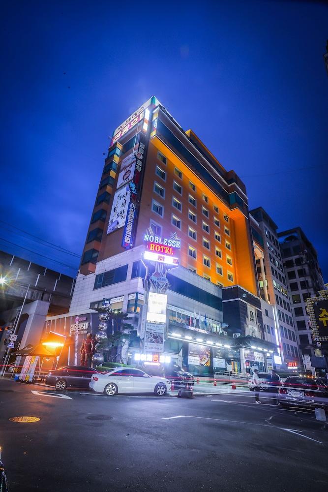 Noblesse Tourist Hotel Сеул Экстерьер фото
